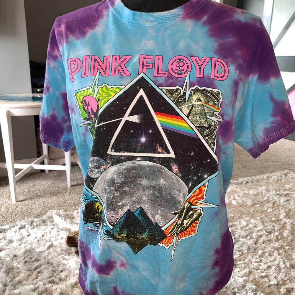 pink floyd t-shirt